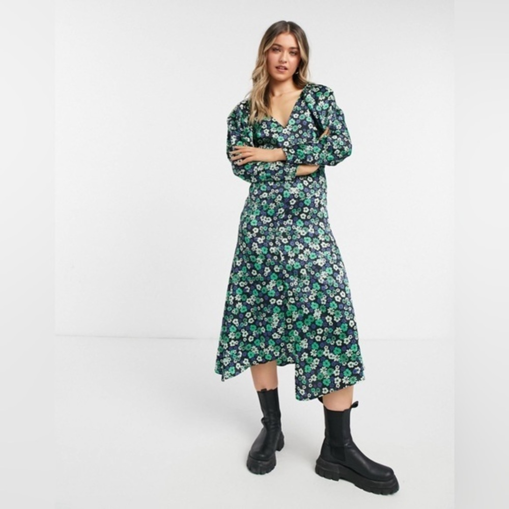 Topshop satin floral print midi dress in green Plus size 14